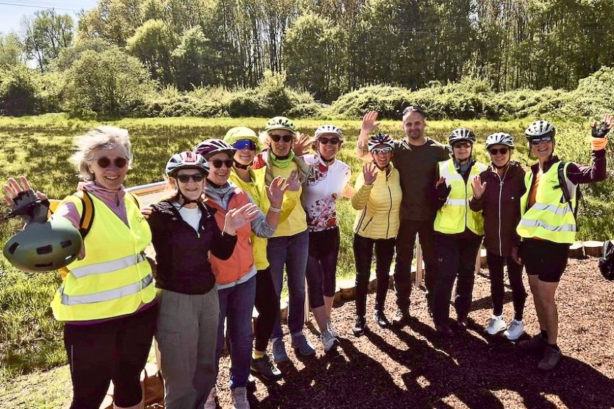 Mit Frauenpower über Land zum Bauerncafé in Oedt Mit Frauenpower über Land zum Bauerncafé in Oedt